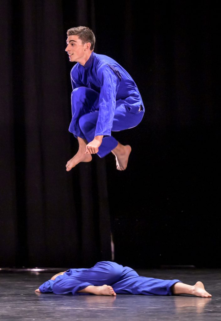 Danse Marius Delaire saut recadré albi 2023